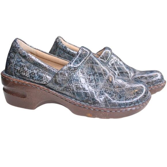Born B.O.C. Snake Print Clog Slip On Comfort Shoes Shiny 8.5 - Picture 3 of 5
